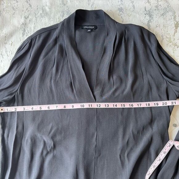 Lord & Taylor Career Top Long Sleeve Crepe V Neck NWT - Picture 9 of 13